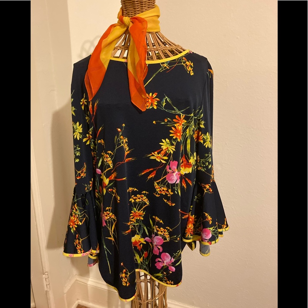 COCO BIANCO Top